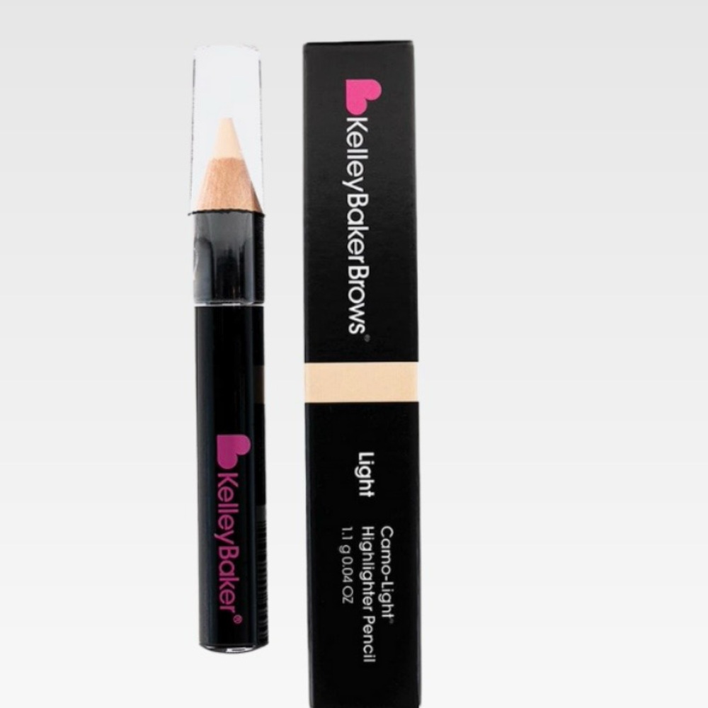 Kelley Baker Brows in Camo Light Highlighter Pencil